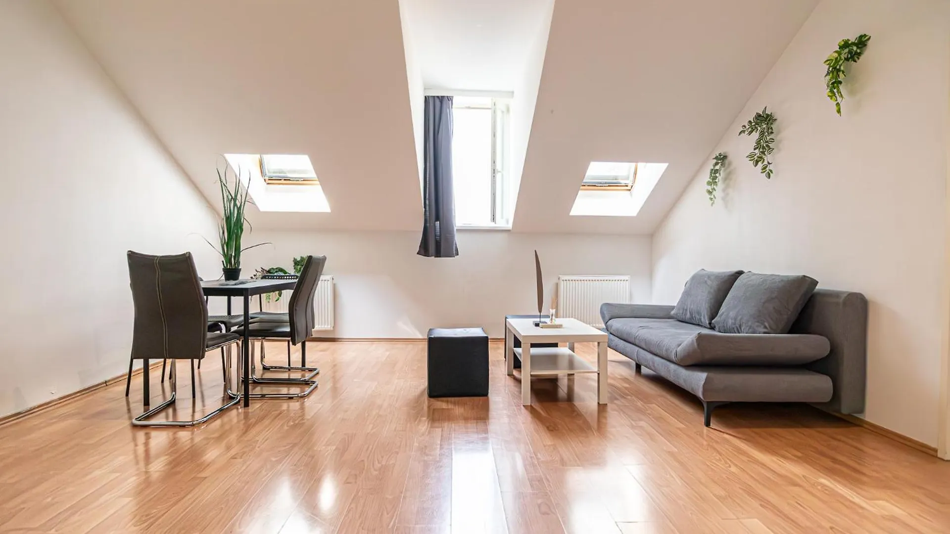Cozy 1Br Apt Comfortable Design/@ Schoenbrunn Vienna Apartment